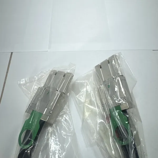 Molex 74546-0840 iPass PCIe x8 Stacking Cable 0.5m (Used) — image 2 of 3