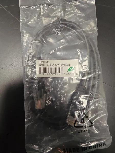 RJ45 Cat5e Patch Cable 0.9m Black (New) — image 2 of 3